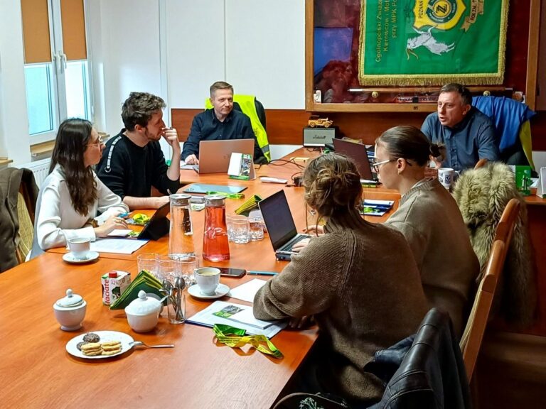 Wizyta studentów UAM w OZZKiM MOZ Poznań 14.11.2025